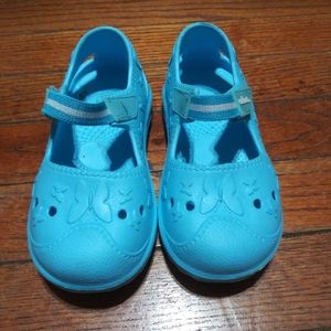 Oshkosh Water Shoes EUC
